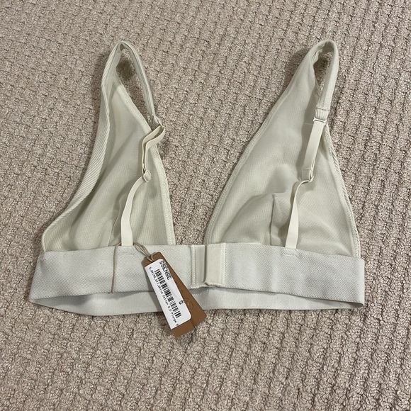 NWT SKIMS WHITE COTTON PLUNGE BRALETTE 2.0 - Picture 4 of 9